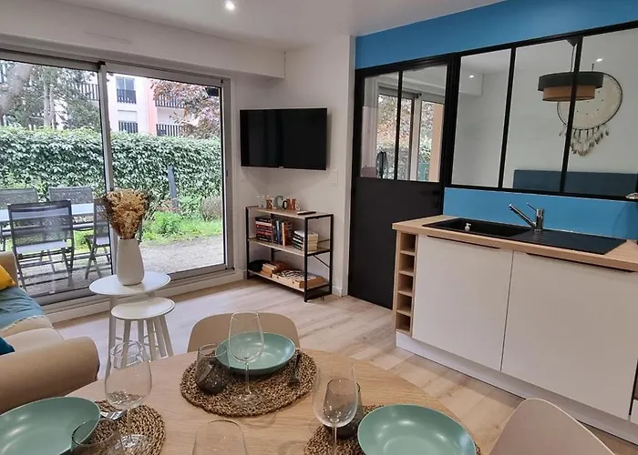 Et Le Chardonnay Daire La Baule